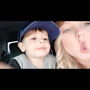 Meet your Posher, Maegan